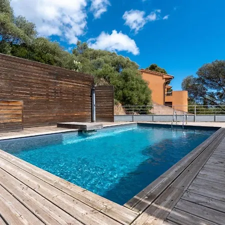 アパート Vecchio Spacieux Climatise 100 M² *