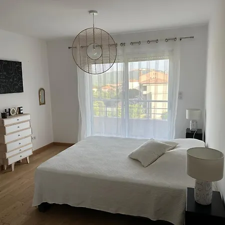 Apartmán Vecchio Spacieux Climatise 100 M²